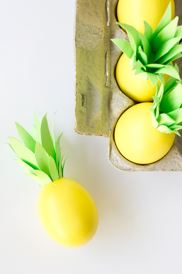 DIY-Pineapple-Easter-Eggs1